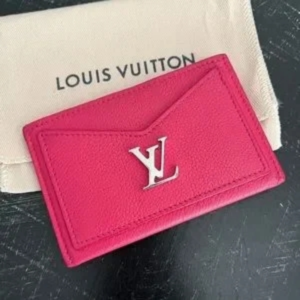 Louis Vuitton Lockme Card Holder
